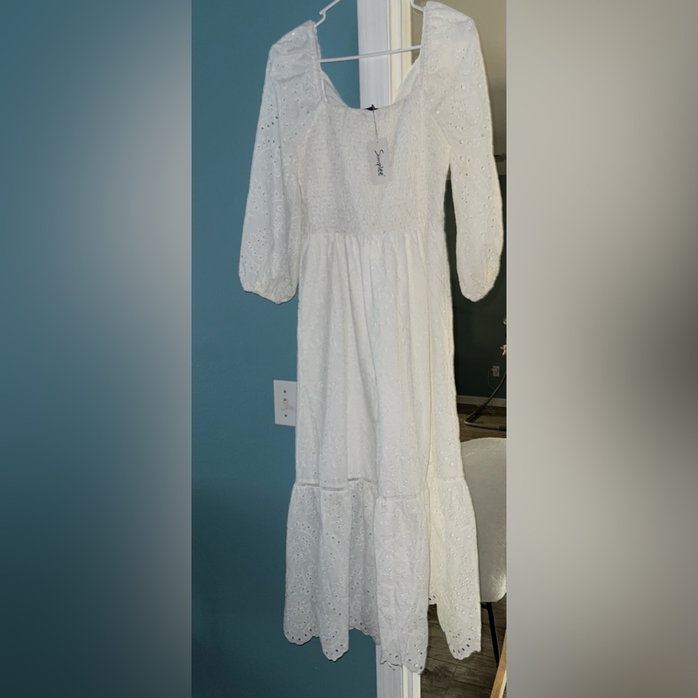 Dress - Picture 2 of 4